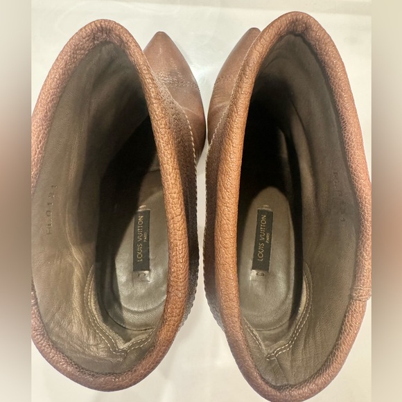 Louis Vuitton Booties - Picture 4 of 13